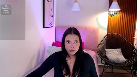 Snapshot of angela_santana_ chatting on 01.05.25 Angela online show from 01.05.25