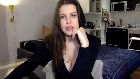 Snapshot of angeladarkk chatting on 09.25.25 Angela online show from 09.25.25