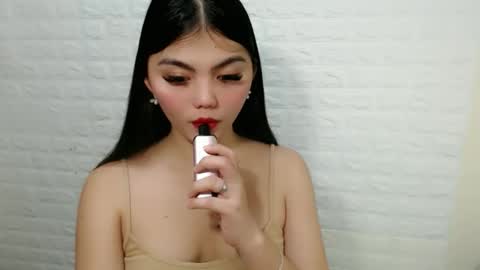 Snapshot of angelari_slut chatting on 09.28.25 angelari_slut online show from 09.28.25