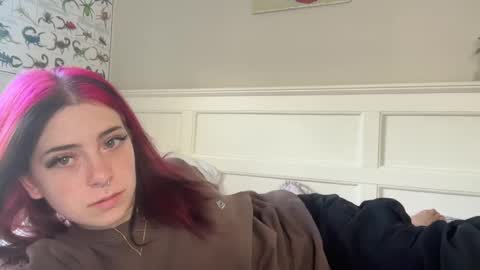 Snapshot of angelcak3s chatting on 01.28.25 venellope888 online show from 01.28.25
