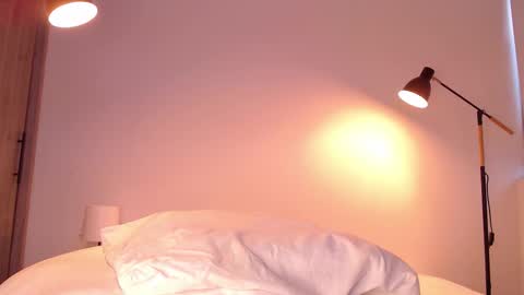 Angel online show from 09.23.25