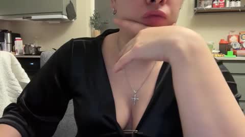 Snapshot of angelharly chatting on 03.01.25 AngelHarly online show from 03.01.25