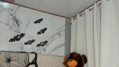 Carolina online show from 10.22.25