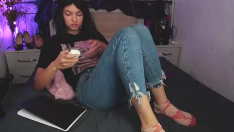 Angelika Rouge online show from 09.18.25