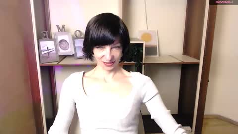 Angelina online show from 10.24.25