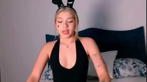 Snapshot of angelinhaa chatting on 10.14.25 Angelinhaa online show from 10.14.25