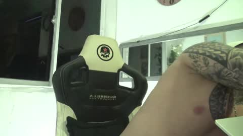 angellatino0 online show from 12.30.24