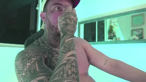 angellatino0 online show from 12.31.24