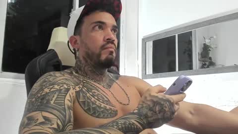 angellatino0 online show from 01.02.25