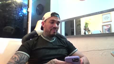 angellatino0 online show from 01.05.25