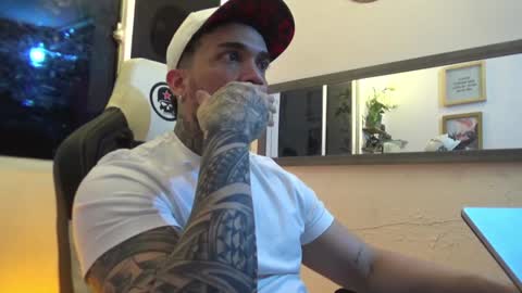 angellatino0 online show from 01.13.25