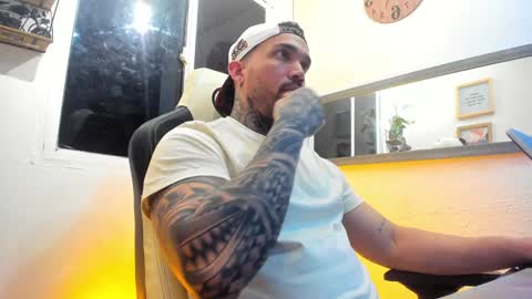 angellatino0 online show from 02.02.25