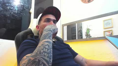 angellatino0 online show from 02.04.25