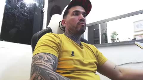 angellatino0 online show from 02.16.25