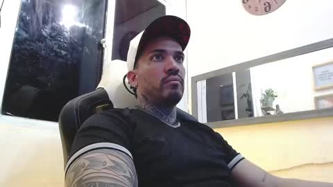 angellatino0 online show from 02.20.25