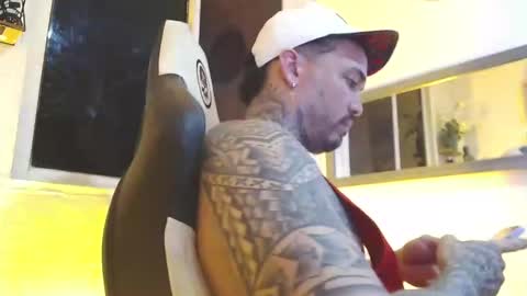 angellatino0 online show from 02.21.25