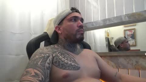 angellatino0 online show from 10.21.25