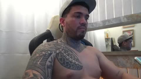 angellatino0 online show from 10.27.25