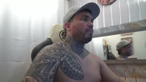 angellatino0 online show from 11.04.25