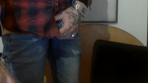 Snapshot of angelsound777 chatting on 01.01.25 angelsound777 online show from 01.01.25