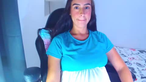 Snapshot of angie_dreamgirl chatting on 12.08.24 IG angie dreamgirl01 online show from 12.08.24