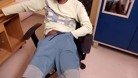 Tutu22 online show from 01.19.25