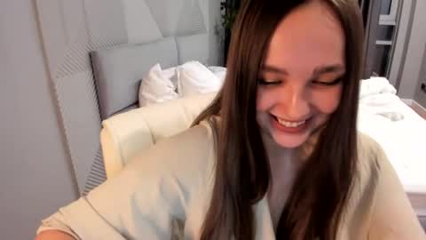 Snapshot of angrykate chatting on 03.07.25 Kattie online show from 03.07.25
