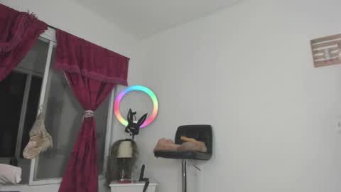 Snapshot of angye_hot chatting on 12.22.24 Jovana Michell online show from 12.22.24
