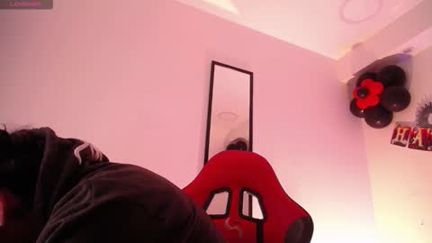 Snapshot of anhonymus chatting on 10.12.25 anhonymus online show from 10.12.25