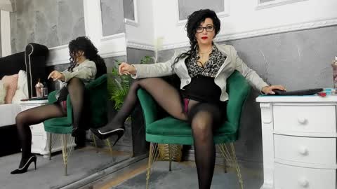 anissia teaser online show from 01.22.25