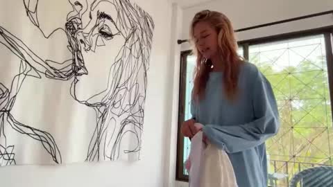 anita__hills online show from 12.10.24