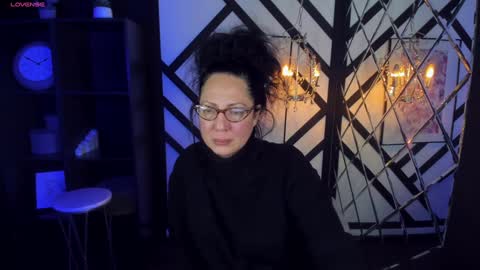 Snapshot of anita_muse chatting on 12.29.24 Anita online show from 12.29.24