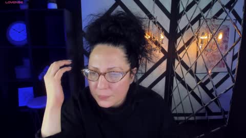 Snapshot of anita_muse chatting on 12.29.24 Anita online show from 12.29.24