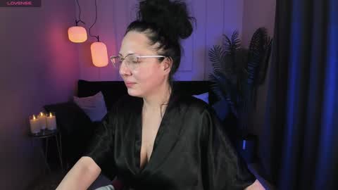 Snapshot of anita_muse chatting on 01.19.25 Anita online show from 01.19.25