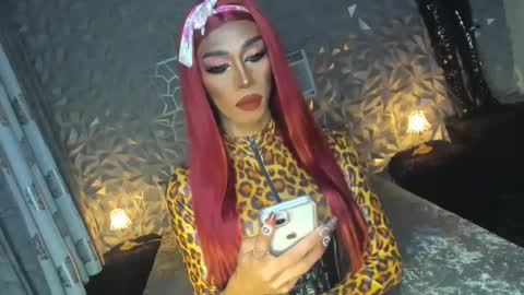 Snapshot of anitacruisze chatting on 01.09.25 Miss Ann online show from 01.09.25