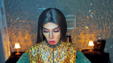 Snapshot of anitacruisze chatting on 02.23.25 Miss Ann online show from 02.23.25