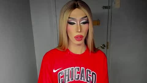 Snapshot of anitacruisze chatting on 09.25.25 Miss Ann online show from 09.25.25