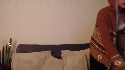 Snapshot of anmaadler chatting on 12.31.24 Anma Adler online show from 12.31.24