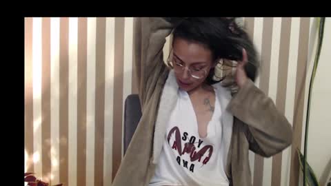 Snapshot of anmaadler chatting on 01.17.25 Anma Adler online show from 01.17.25