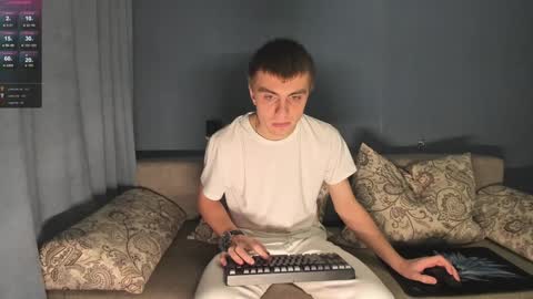 Snapshot of anna_jason chatting on 01.07.25 Fansly Jason sweet ass online show from 01.07.25