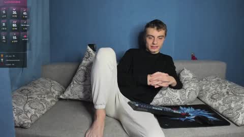 Snapshot of anna_jason chatting on 01.14.25 Fansly Jason sweet ass online show from 01.14.25