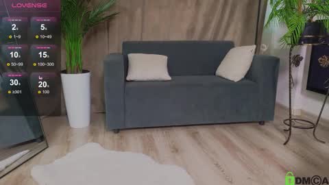 Snapshot of anna_nickol chatting on 09.18.25 Anna online show from 09.18.25