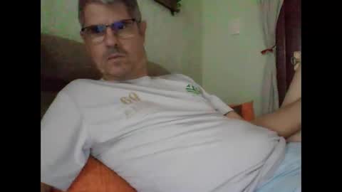 Snapshot of anna_rs chatting on 01.06.25 Lucas online show from 01.06.25