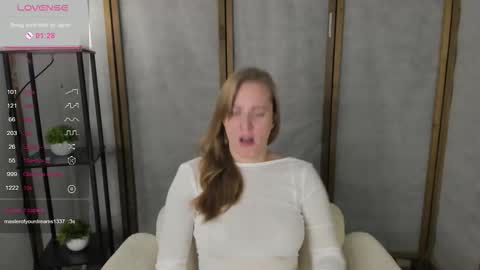 annagrees1 online show from 11.21.25