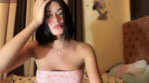 Snapshot of annedee_ chatting on 02.04.25 Kim online show from 02.04.25