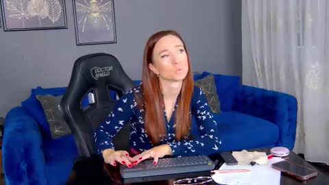 Anne online show from 10.20.25