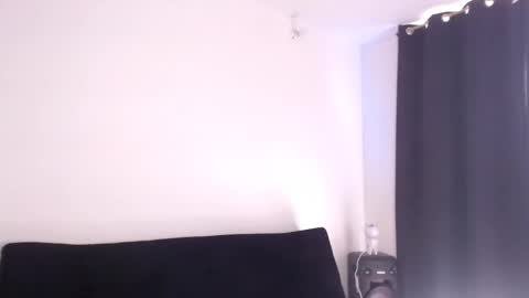 Snapshot of anni_wine___ chatting on 09.20.25 ANNI online show from 09.20.25