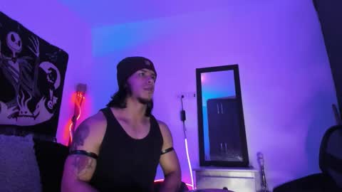 Snapshot of annibal_toro chatting on 11.06.25 darg online show from 11.06.25