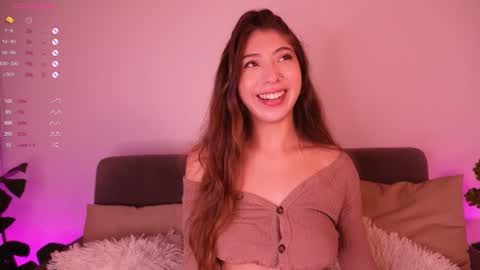 Snapshot of annie_evans24 chatting on 12.07.24 Annie Evans online show from 12.07.24