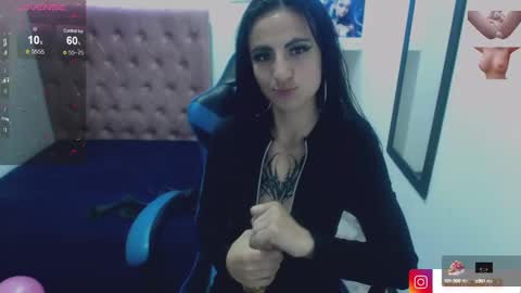 Anniee online show from 02.12.25